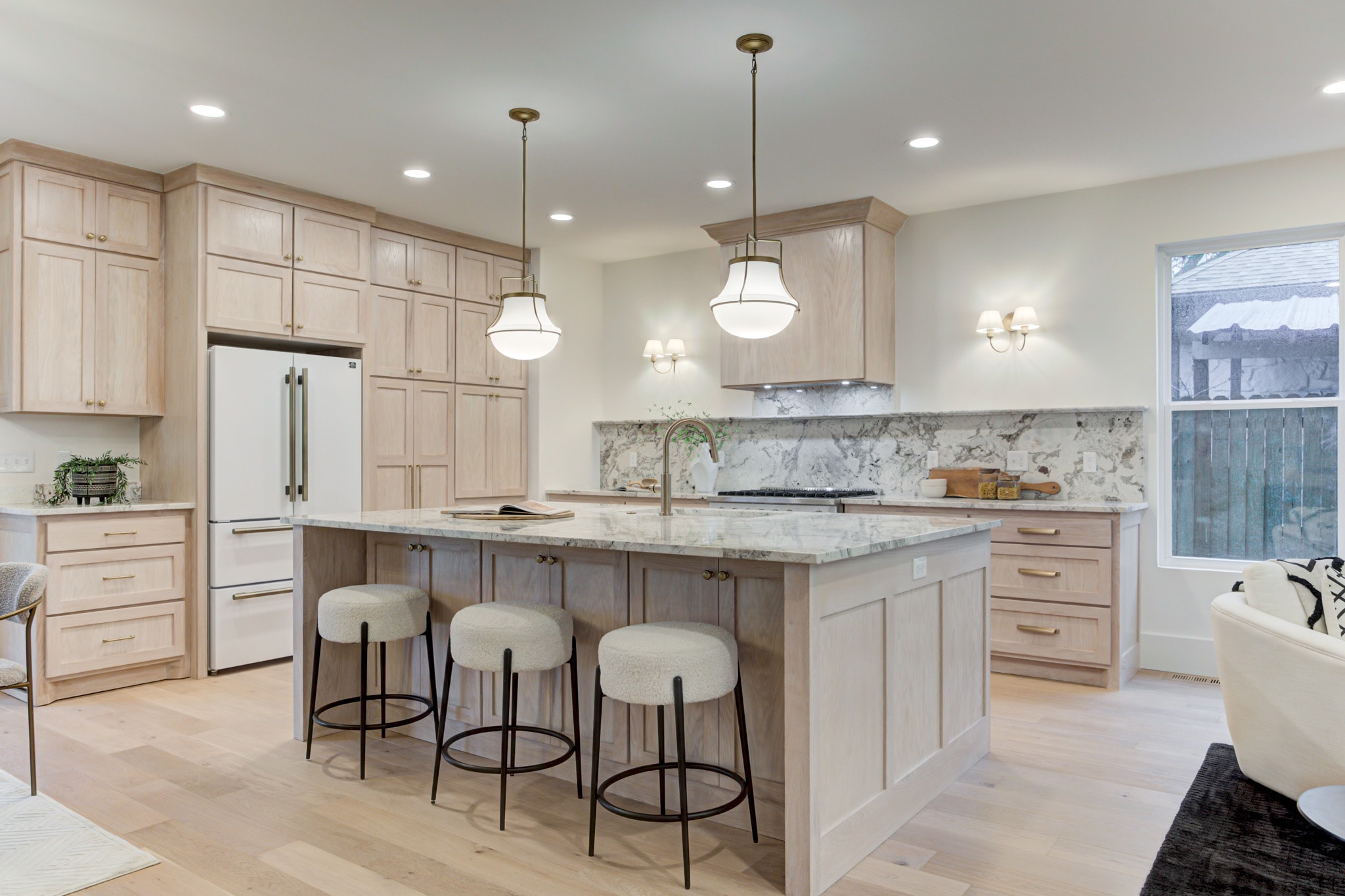 1201 NW 49th — luxury kitchen with marble island